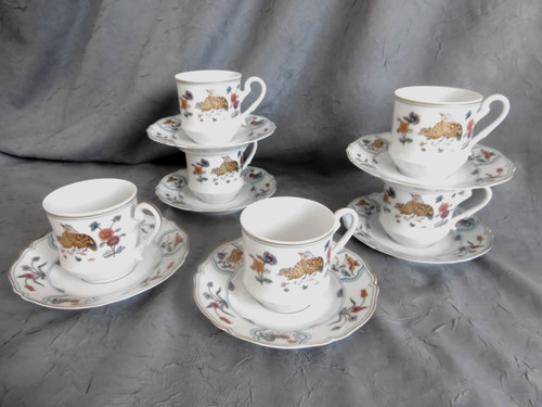 Cinq tasses cafe porcelaine - cinq, a