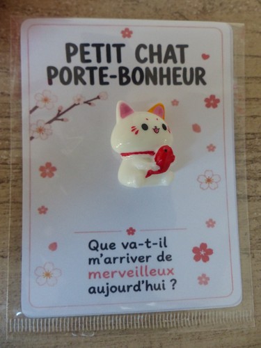 Mini chat porte‑bonheur