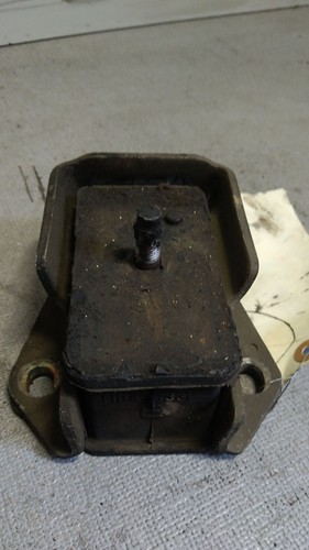 Support moteur mitsubishi - moteur,