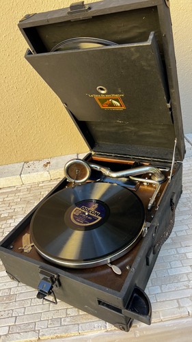 Gramophone portable ancien