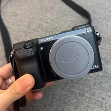 Sony Alpha NEX-7 24.3MP