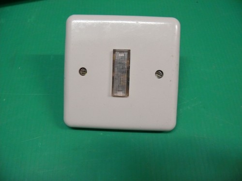 Poussoir lumineux legrand - poussoir,