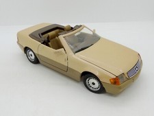 38889 MAJORETTE / FRANCE / MERCEDES BENZ 500 SL CABRIOLET GOLD 1/24