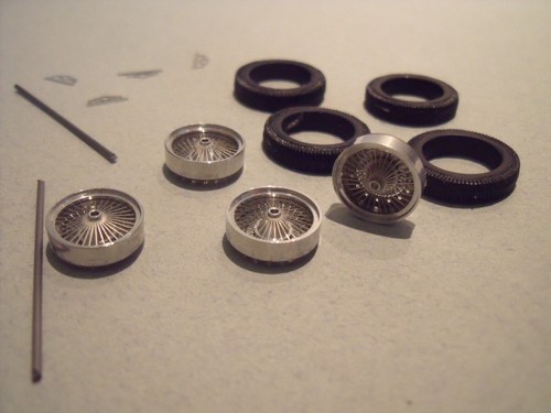 Bugatti 4 roues rayons - 1/43,