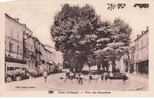 DORDOGNE LISLE place des banquettes