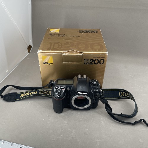 Nikon d200 2mp digital - digital, slr