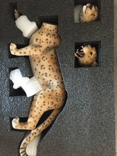 Figurine panthère ou léopard