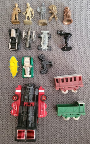 Lot jouets kinder - kinder, métal