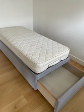 Lit simple 90x200 cm avec matelas mi-ferme et tiroir de rangement