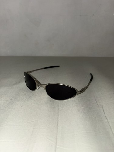 Oakley wire 0 titanium - b, 2.0