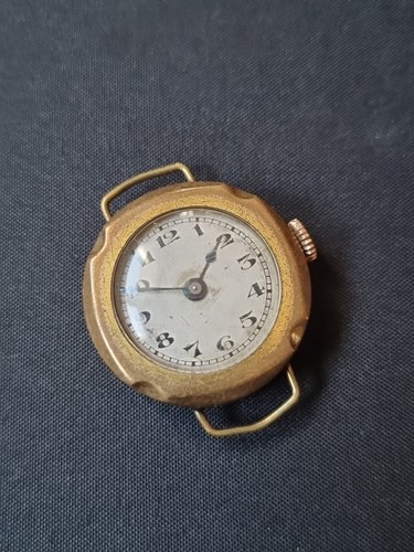 Ancienne montre mécanique - mécanique, À