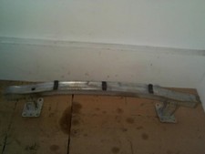 Renfort pare choc avant