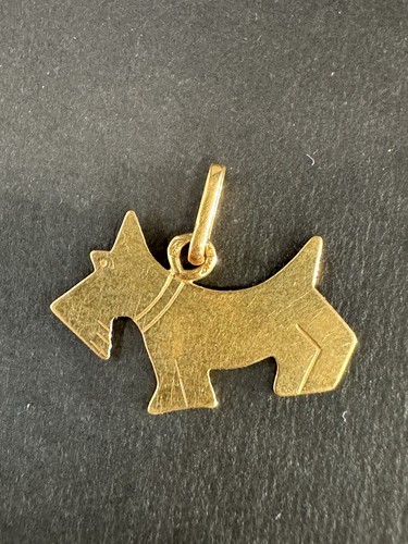 Pendentif chien 750 - /1000, or