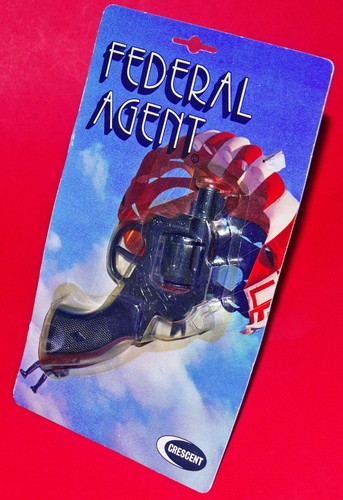 Crescent toys federal agent - federal,