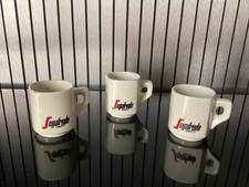 Lo de  3. Tasses Café