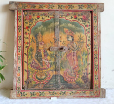 Fenêtre En Bois Peinte À La