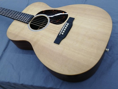 Guitare acoustique électrique