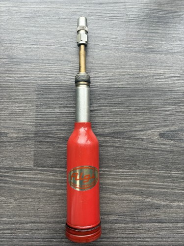 Ancienne pompe huile - ancienne,