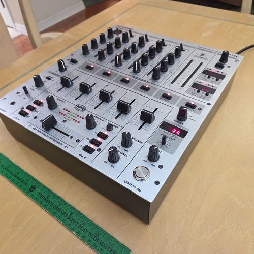 Behringer professional - behringer,
