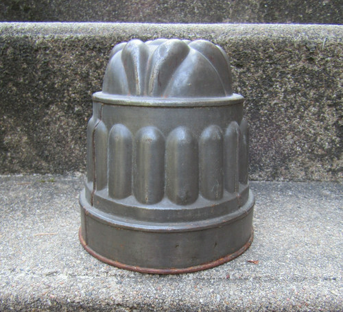 Ancien moule gâteau - à,