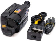 Camescope Sony Handycam CCD-TRV13E PAL Video8 XR Hi8 Video Camera