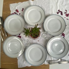 6 assiettes plates porcelaine