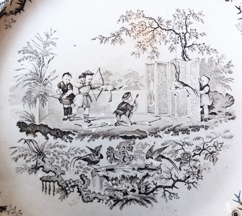 Ancien beau plat 19ème