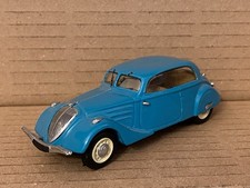 Kit résine monté Peugeot 402