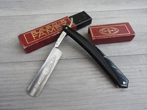 Ancien rasoir type coupe - de,