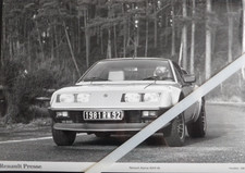 Photo Presse RENAULT ALPINE A 310 V6 modèle 1981 Grand format ref 51