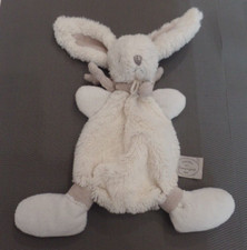 S9P / doudou lapin blanc plat