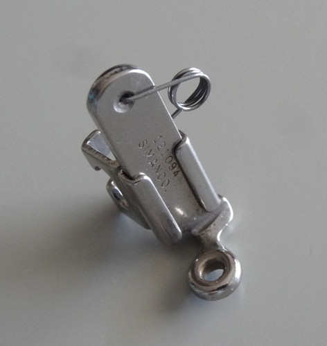Pied repriser broder - repriser,