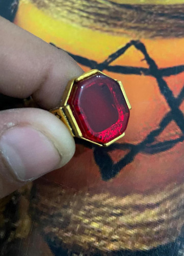 Bague hantée puissance