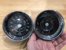 Rare ensemble compteur SMITHS et jauges pour TRIUMPH 2500 PI Mk1.