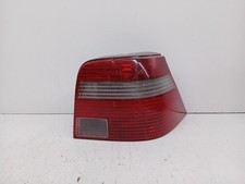 37740719 feu arrière droit