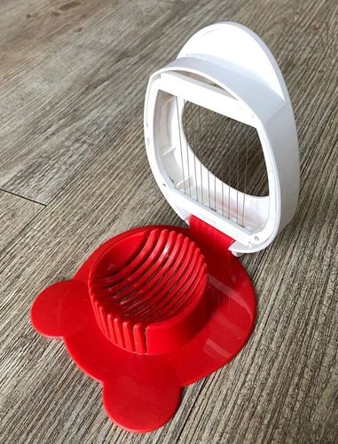 Coupe œuf tupperware - coupe,