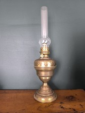 Ancienne Lampe À Pétrole