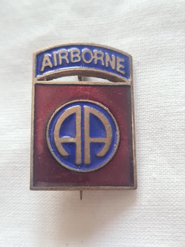 Insigne émaillé broche - insigne,