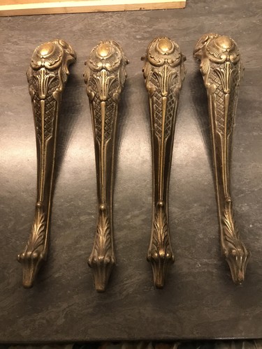 Anciens grands pieds de - pieds,