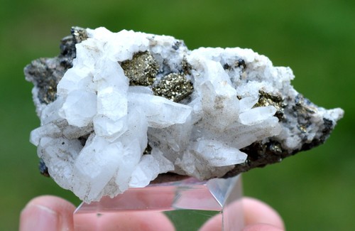 Quartz pyrite grammes - quartz, 78