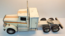 Vintage 1980s Wedico 1/16 RC Peterbilt Semi Rig Diecast & Aluminum Over 20" Long