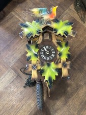 ANCIEN COUCOU EN BOIS, FORÊT