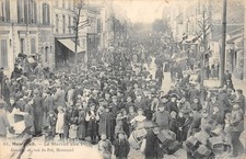 CPA 93 MONTREUIL / LE MARCHE AUX PUCES