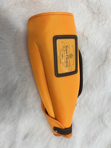 Veuve clicquot champagne - veuve,