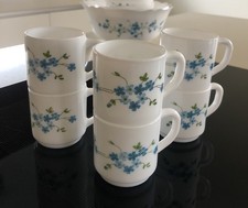 Lot 6 tasses à café ARCOPAL