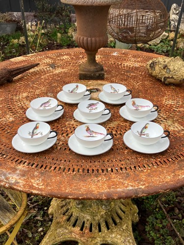 Tasses sous en - sous,