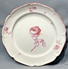 Niderviller Earthenware Plate 18th Century Bouquet Pink Camaïeu Pink