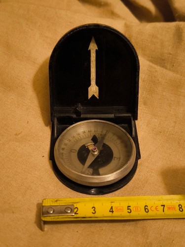 Boussole 1922 métal finition - 1922,