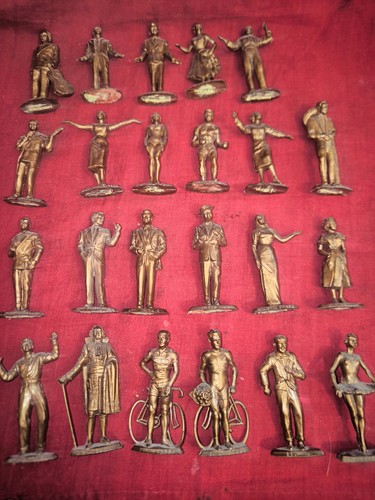Mokalux lot figurines - mokalux, 23