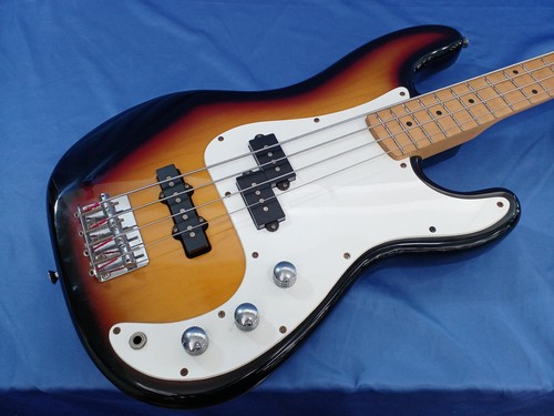 Guitare basse électrique